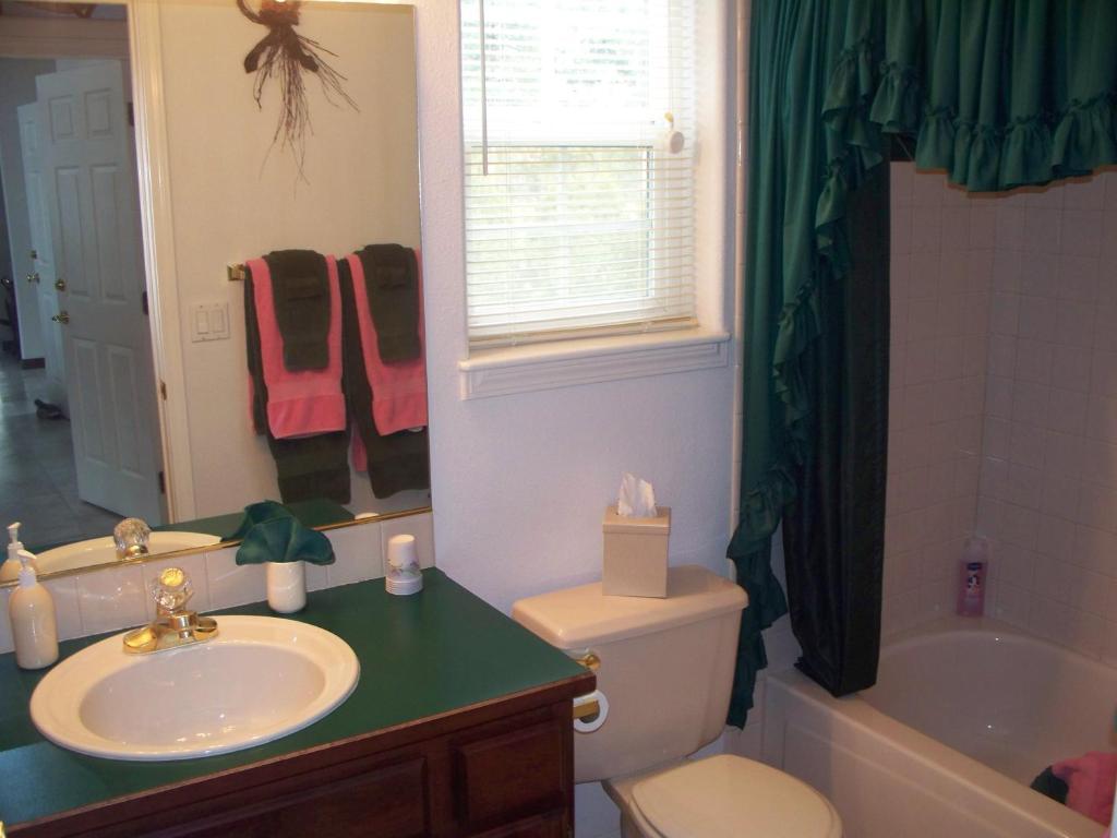 بوست فولز River Cove Elegant Waterfront Bed & Breakfast الغرفة الصورة