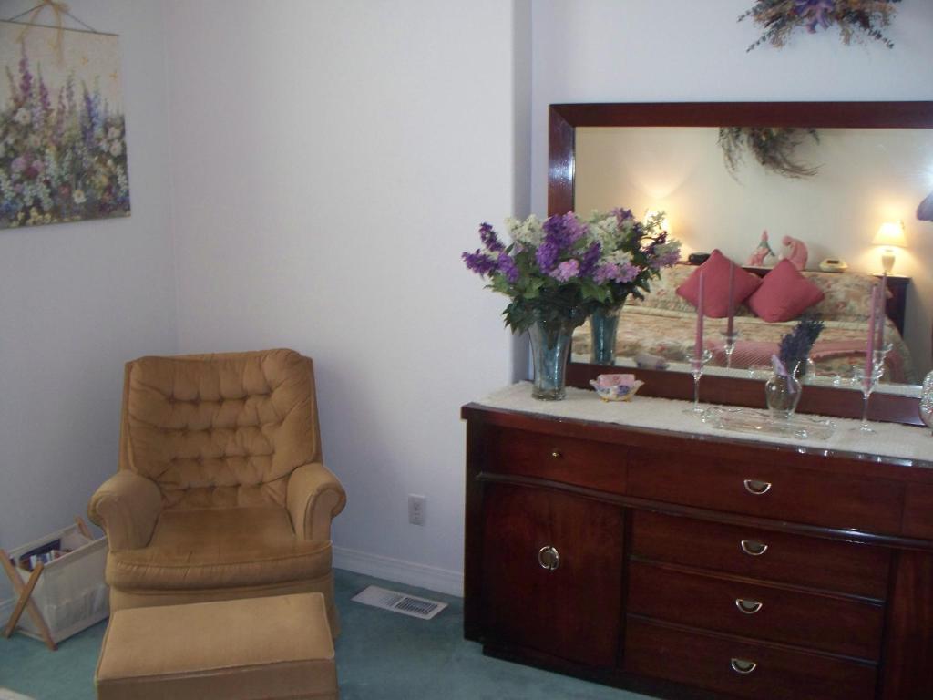 بوست فولز River Cove Elegant Waterfront Bed & Breakfast الغرفة الصورة